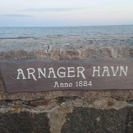 Hyggeligt Fiskerhus Taet Pa Havet