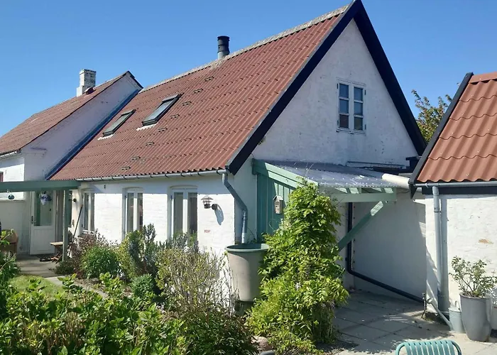 Cozy Fishermans House Near The Sea Villa *